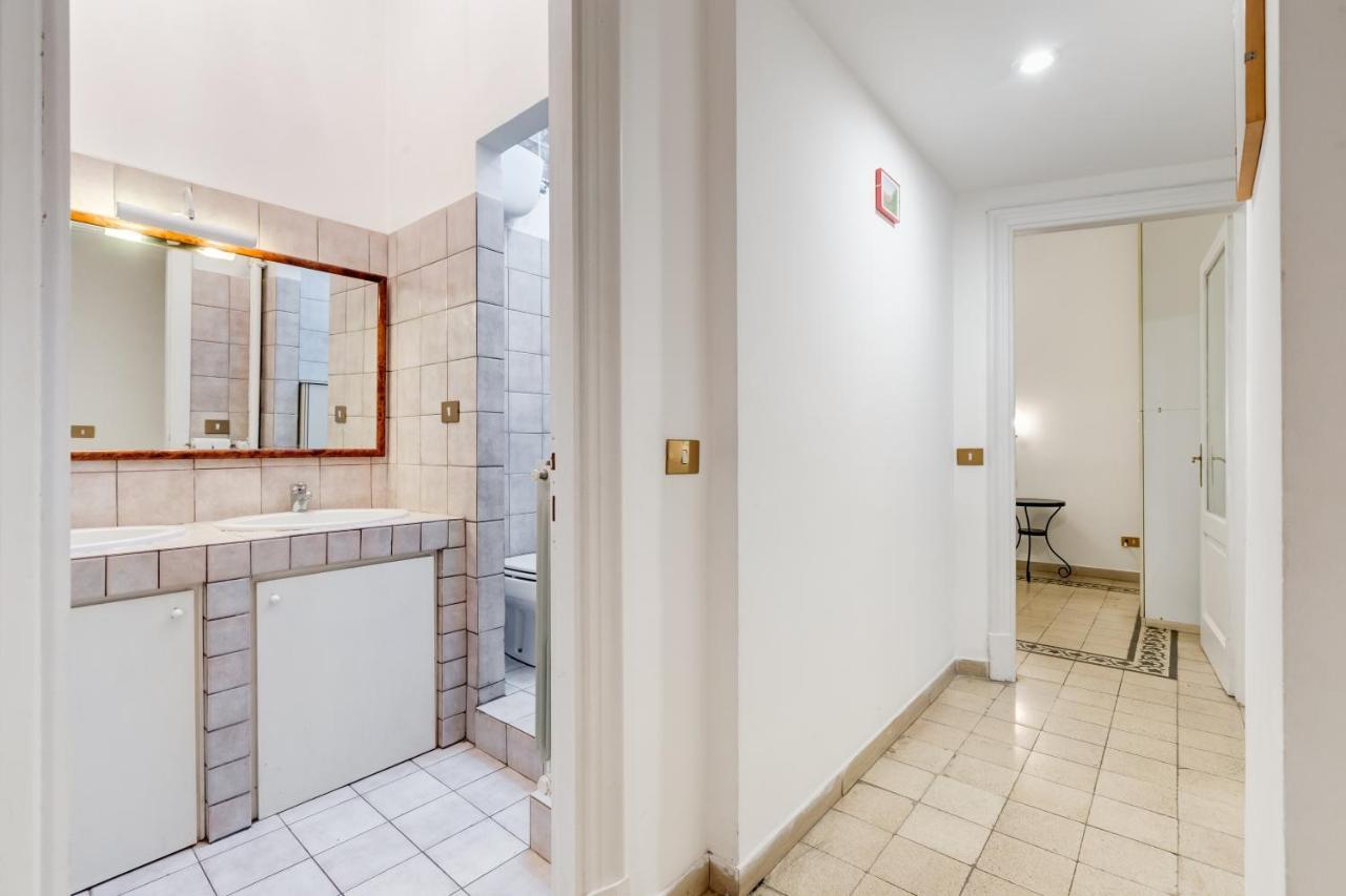Appartamento Con 3 Camere Da Letto E 2 Bagni Vicino Al Vaticano Rom Exteriör bild